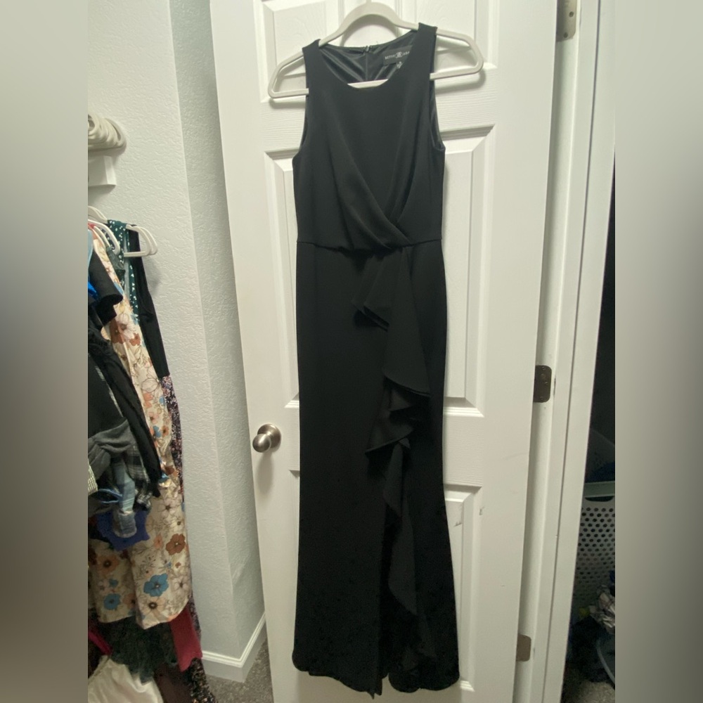 Betsy & Adam Trumpet Ruffle Gown